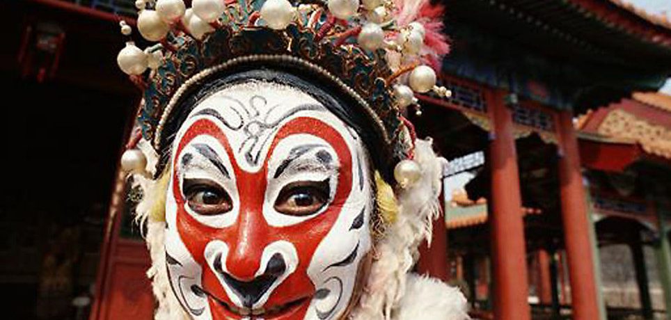 Beijing opera's monkey mayhem. Photo credits: China Culture Tour
