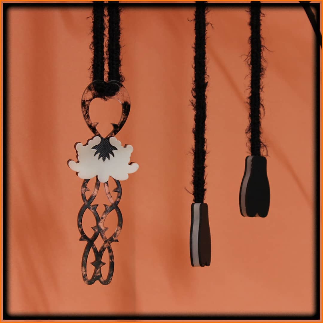 GARRASTUDIO BLACK GRAFT EARRINGS CHI-02-EROTIC EXPLOSION