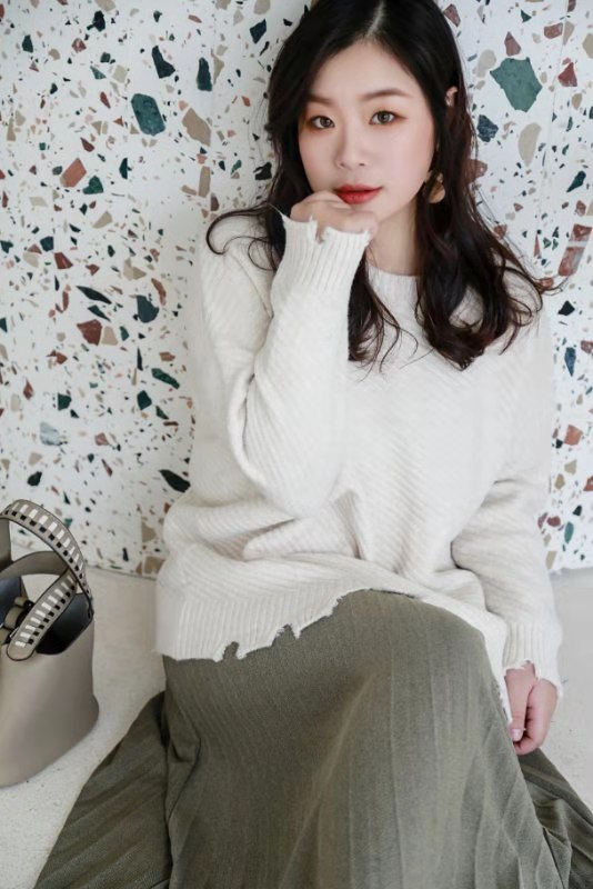 Gu Leilei (顾蕾蕾 or just Teresa), founder of plus-size brand AB ALEI